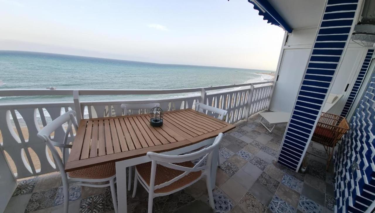 Apartamento L'Espigo De Saoret Primera Linea Playa Centro Soleado Y Recien Renovado Villajoyosa Exterior foto